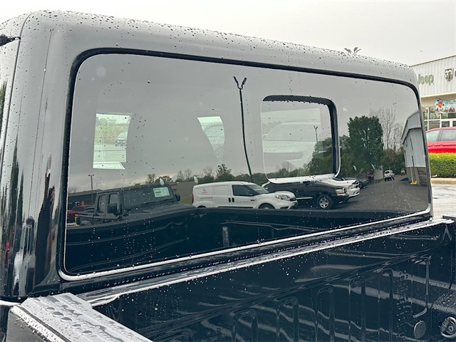 2025 Jeep Gladiator Mojave photo 12