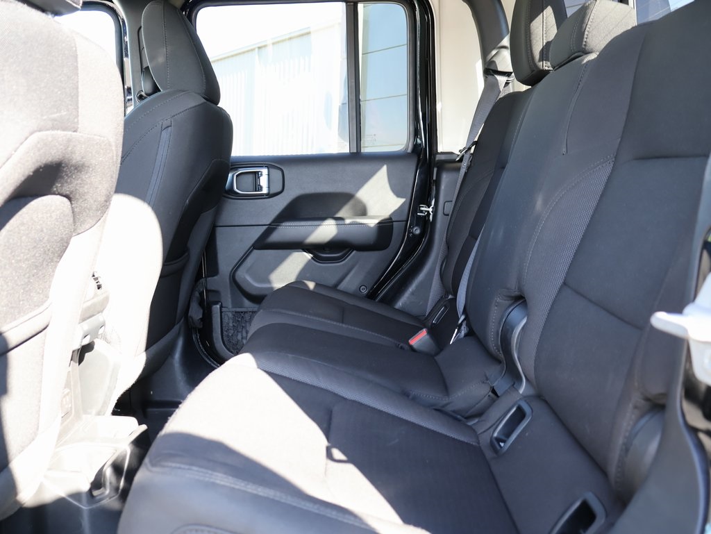 2023 Jeep Gladiator Overland photo 15