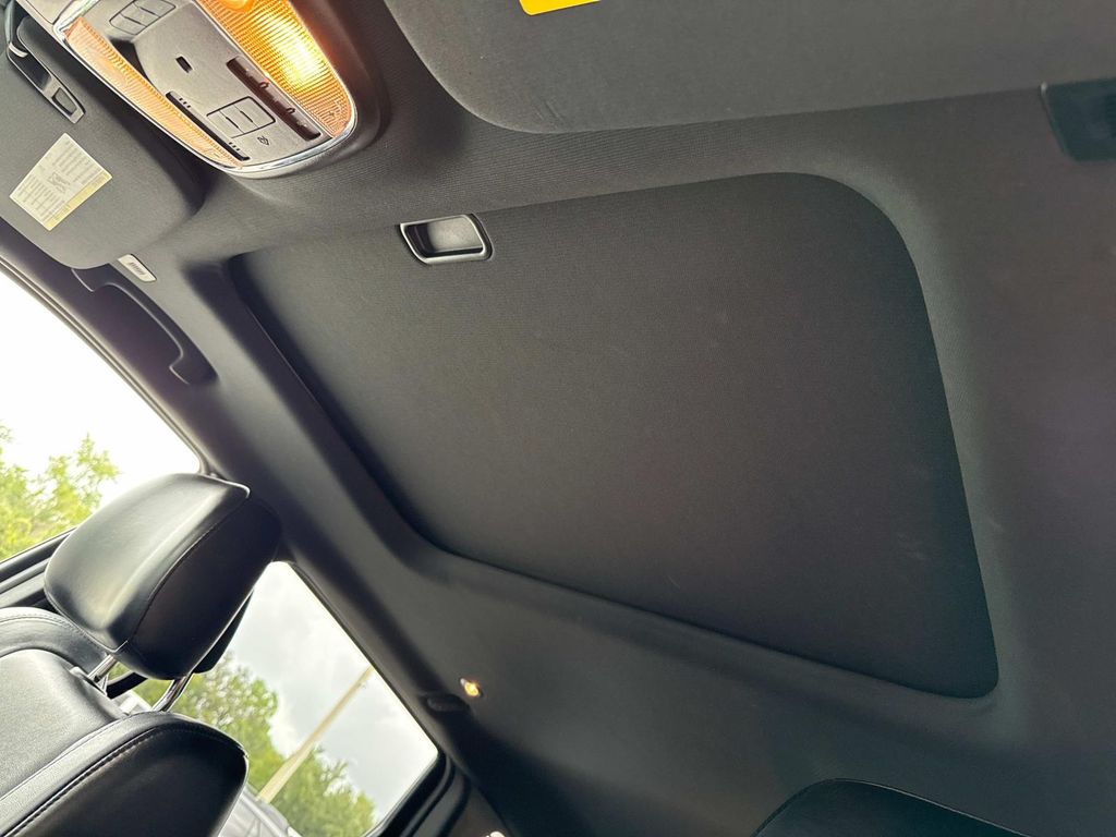 2019 Jeep Grand Cherokee Altitude photo 32