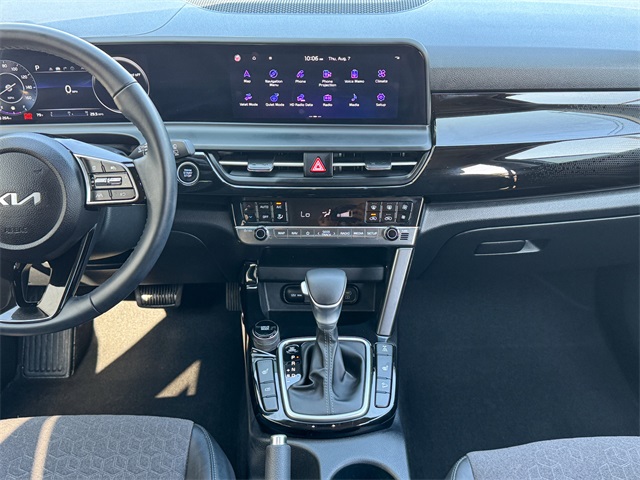 2024 Kia Seltos S photo 23