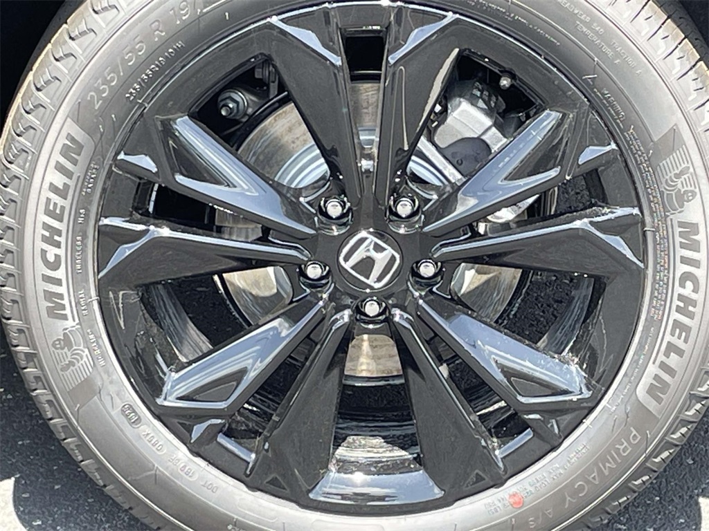 2026 Honda CR-V Hybrid Sport Touring photo 12