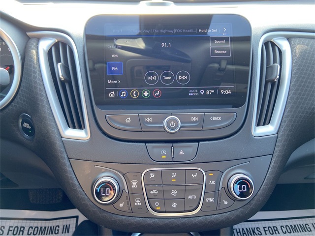 2024 Chevrolet Malibu 1LT photo 8