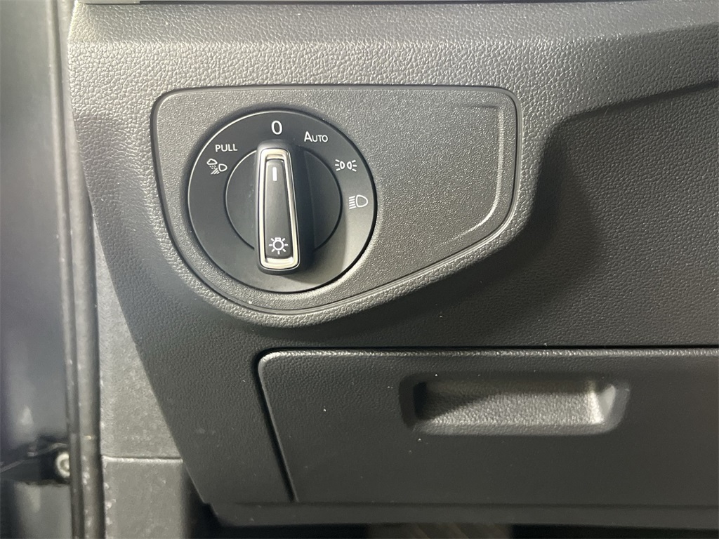 2023 Volkswagen Atlas V6 SE Technology photo 18