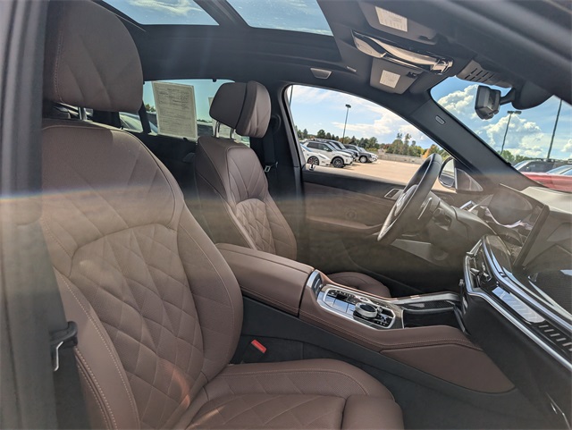 2025 Bmw X6 M60i xDr photo 11
