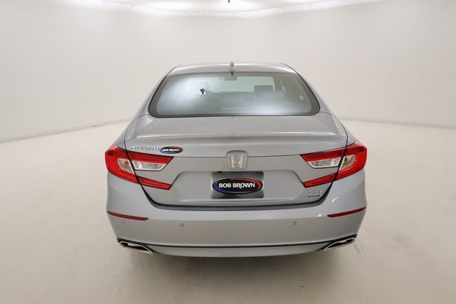 2018 Honda Accord Touring 2.0T photo 4