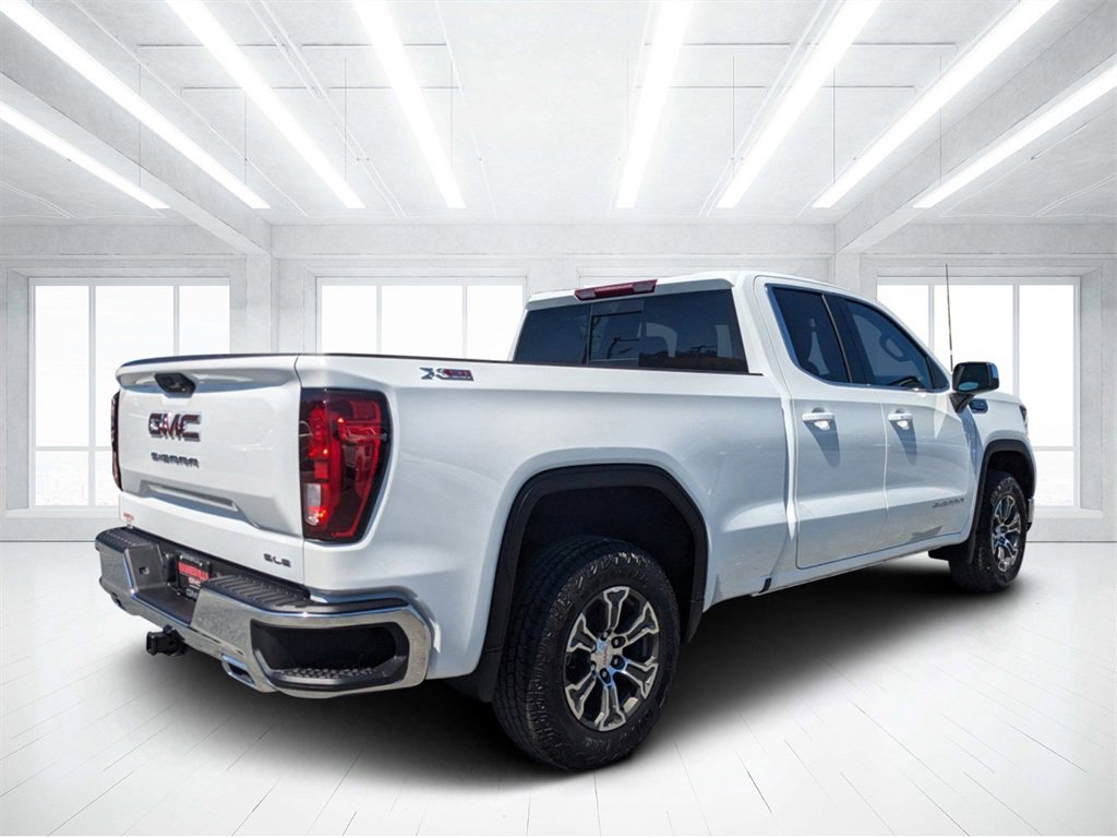 2025 Gmc Sierra 1500 SLE photo 4
