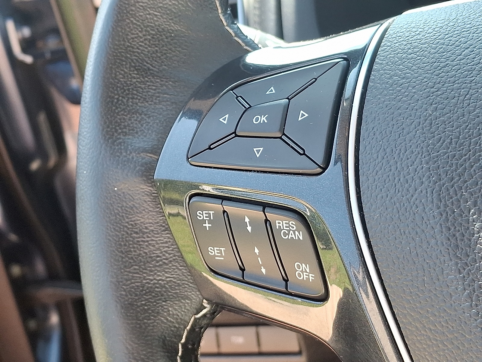 2018 Ford Explorer Platinum photo 21