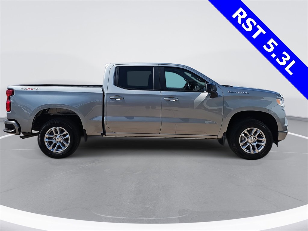 2025 Chevrolet Silverado 1500 RST photo 2