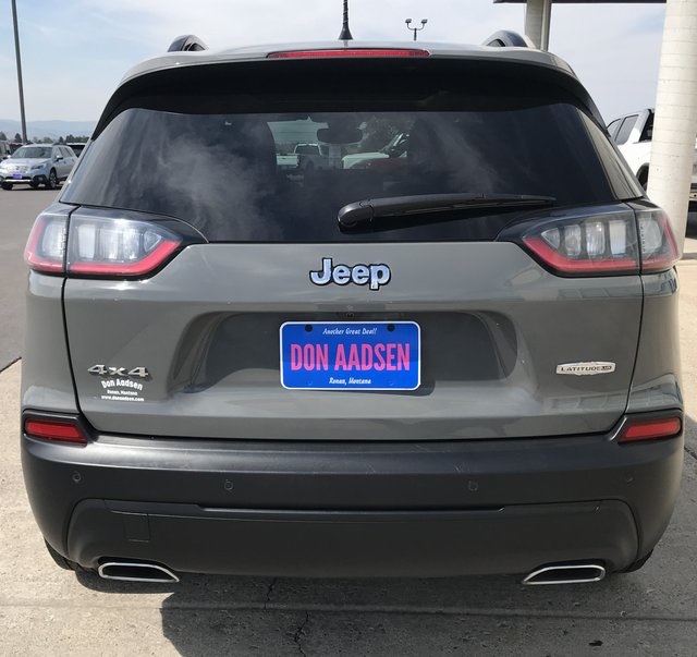 2022 Jeep Cherokee Latitude Lux photo 18