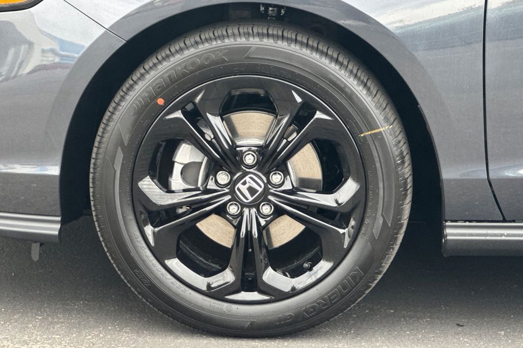 2025 Honda Accord 1.5T SE photo 30
