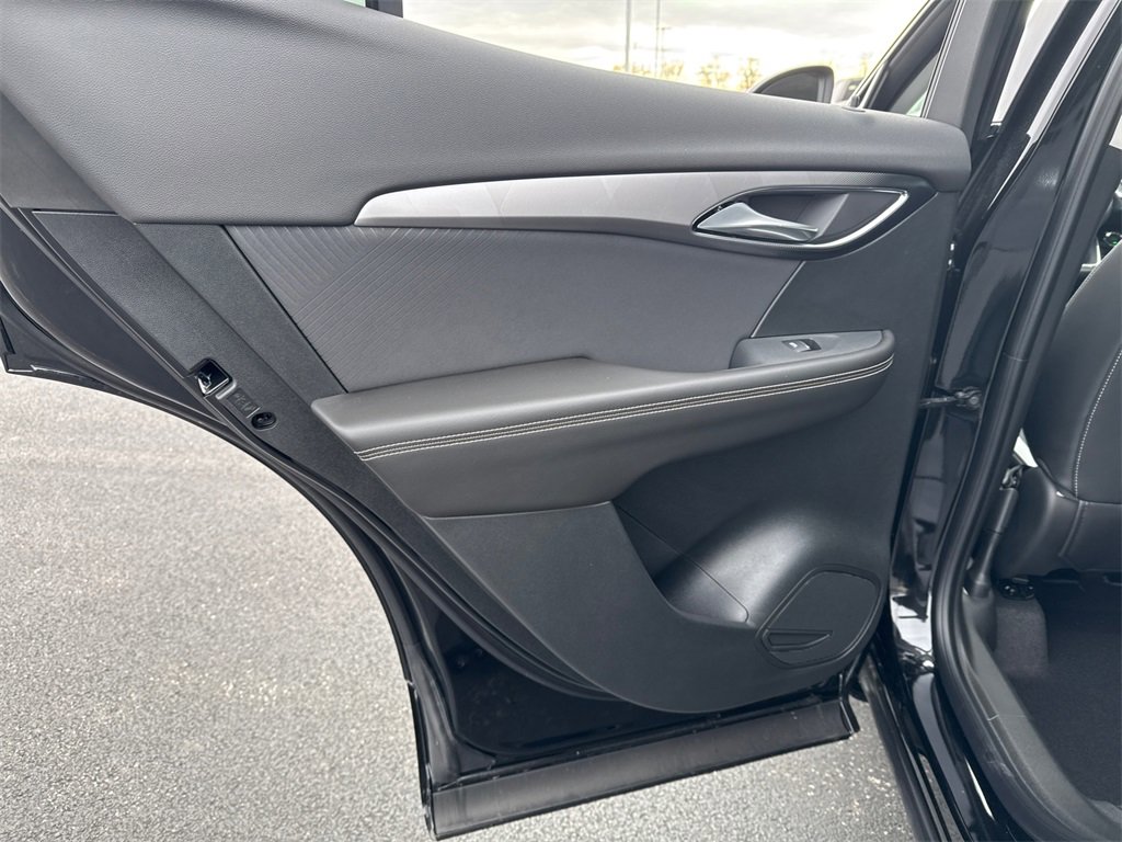 2025 BUICK ENVISION - Image 32