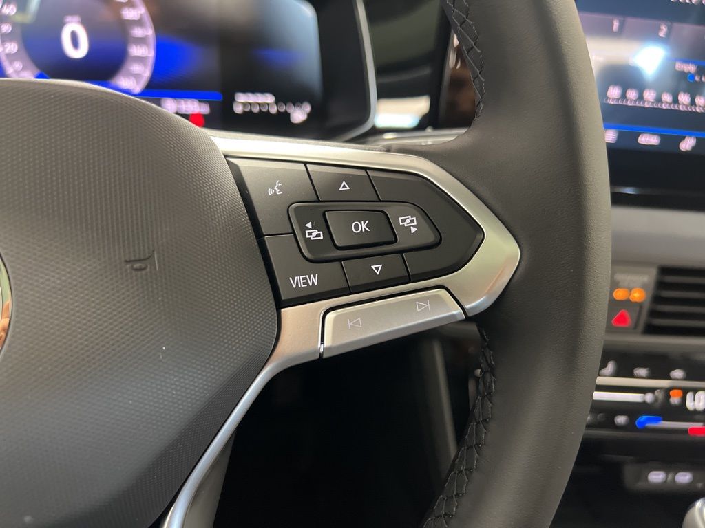 2025 Volkswagen Jetta 1.5T SE photo 30