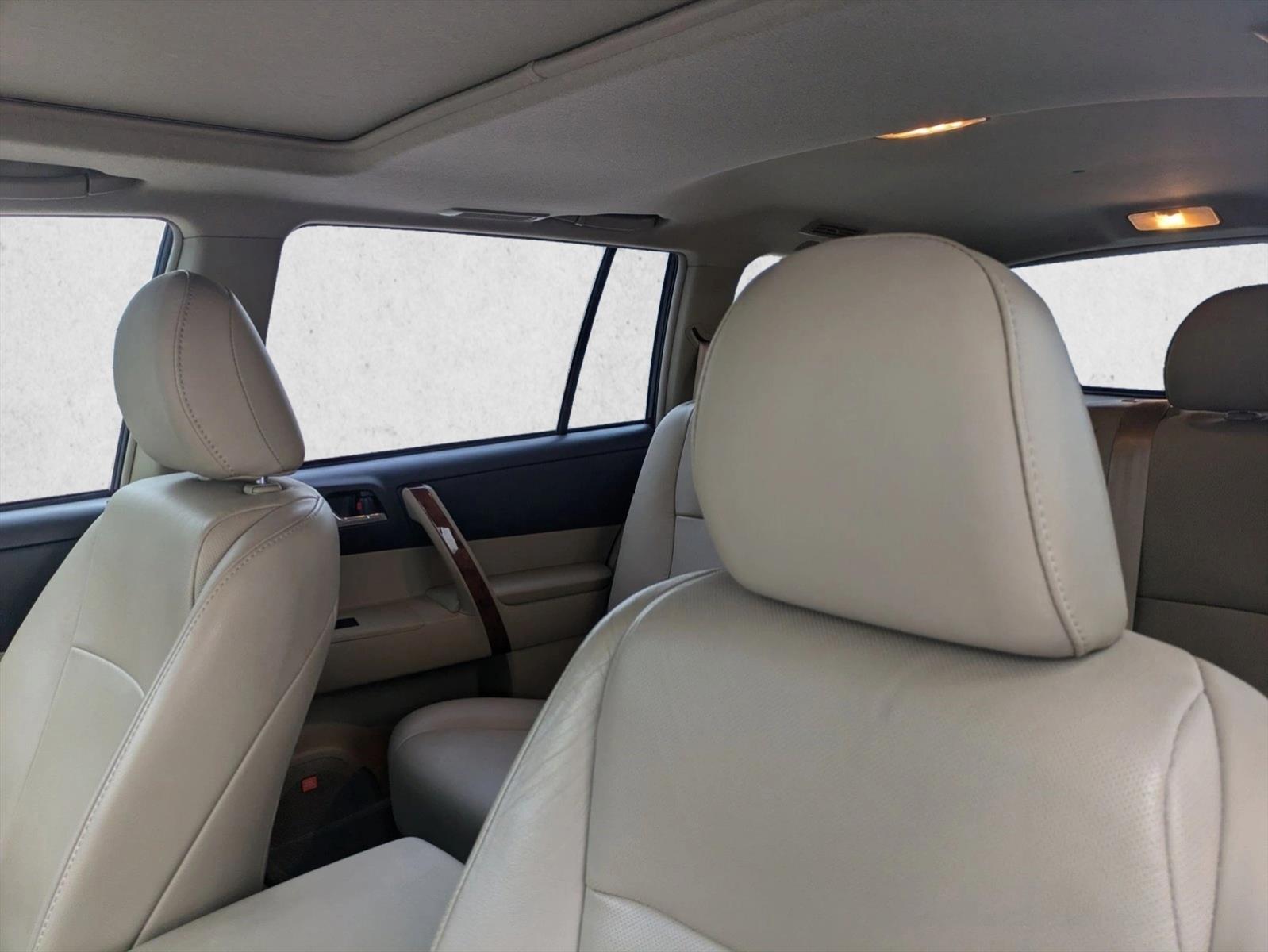 2012 Toyota Highlander Limited photo 4