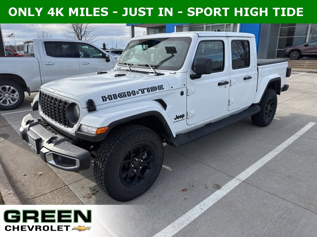 2025 Jeep Gladiator High Tide's photo
