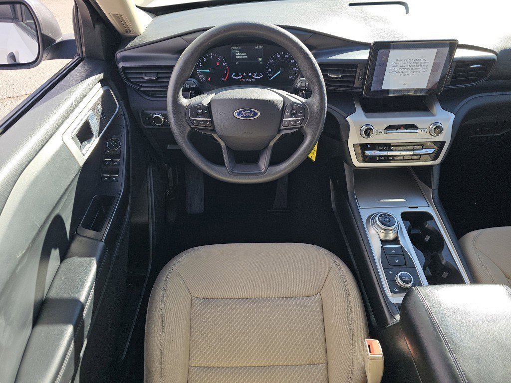 2020 Ford Explorer Base photo 4