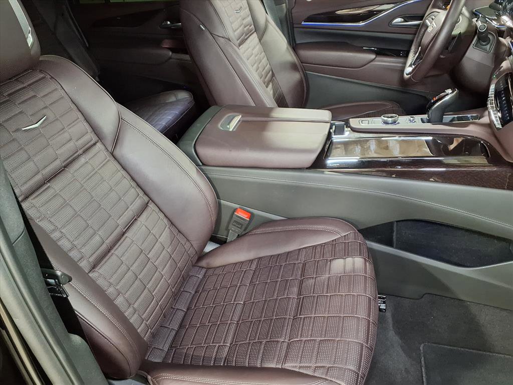 2024 Cadillac Escalade ESV Sport Platinum photo 15