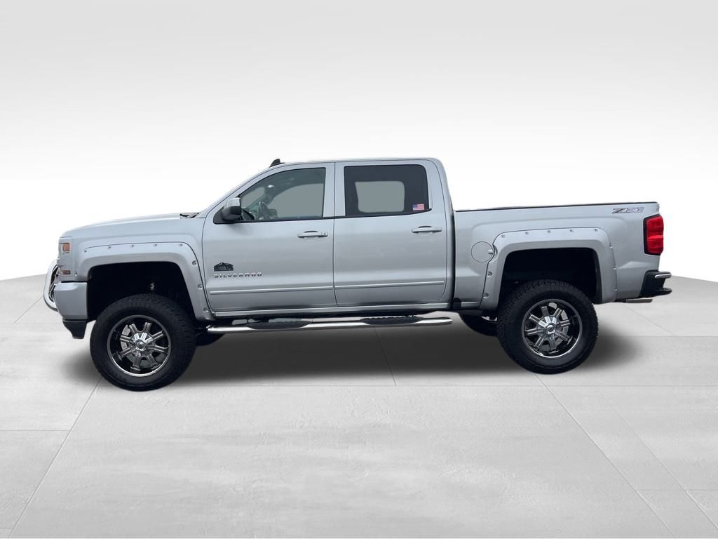 2016 Chevrolet Silverado 1500 LT photo 4