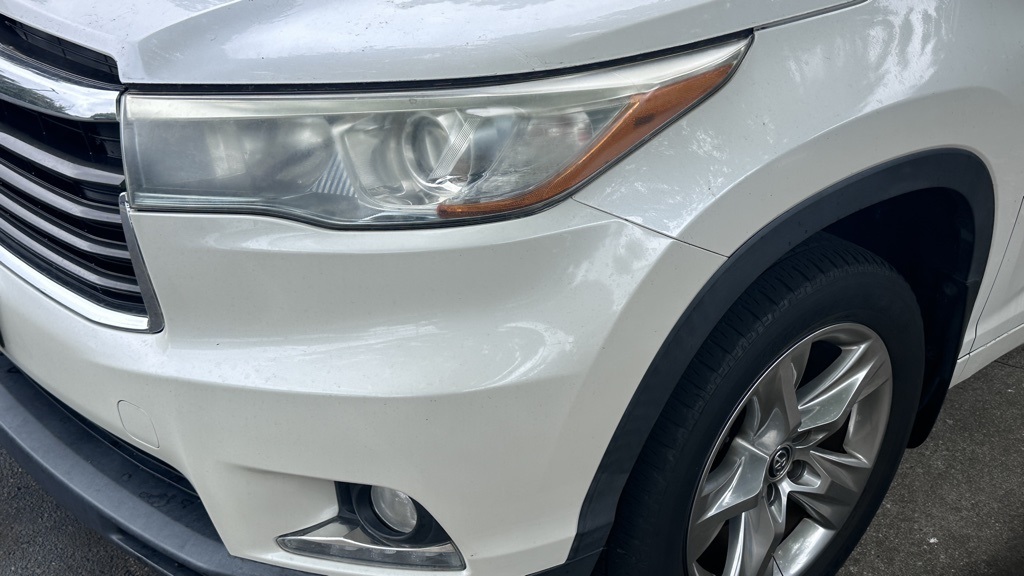 2016 Toyota Highlander Limited Platinum photo 12