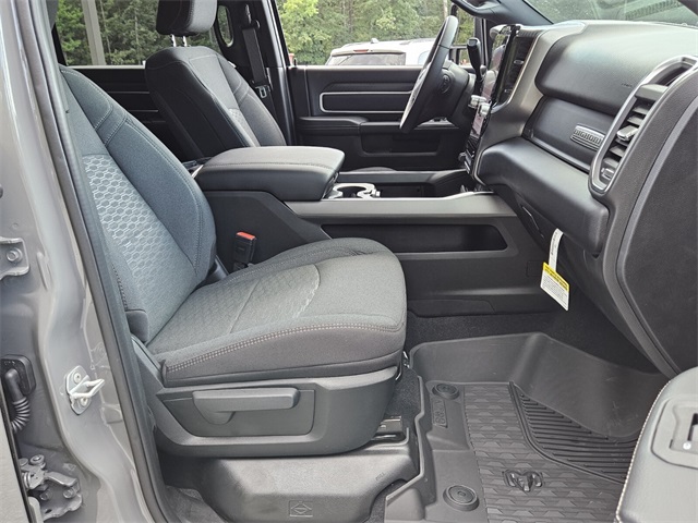 2026 Ram 2500 Big Horn photo 16