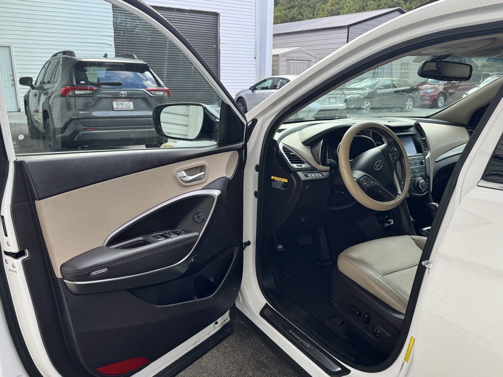 2017 Hyundai Santa Fe Sport Base photo 4