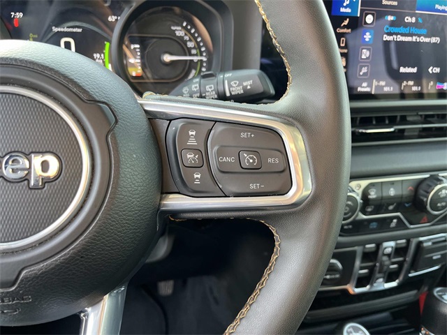 2024 Jeep Wrangler Sahara 4xe photo 28