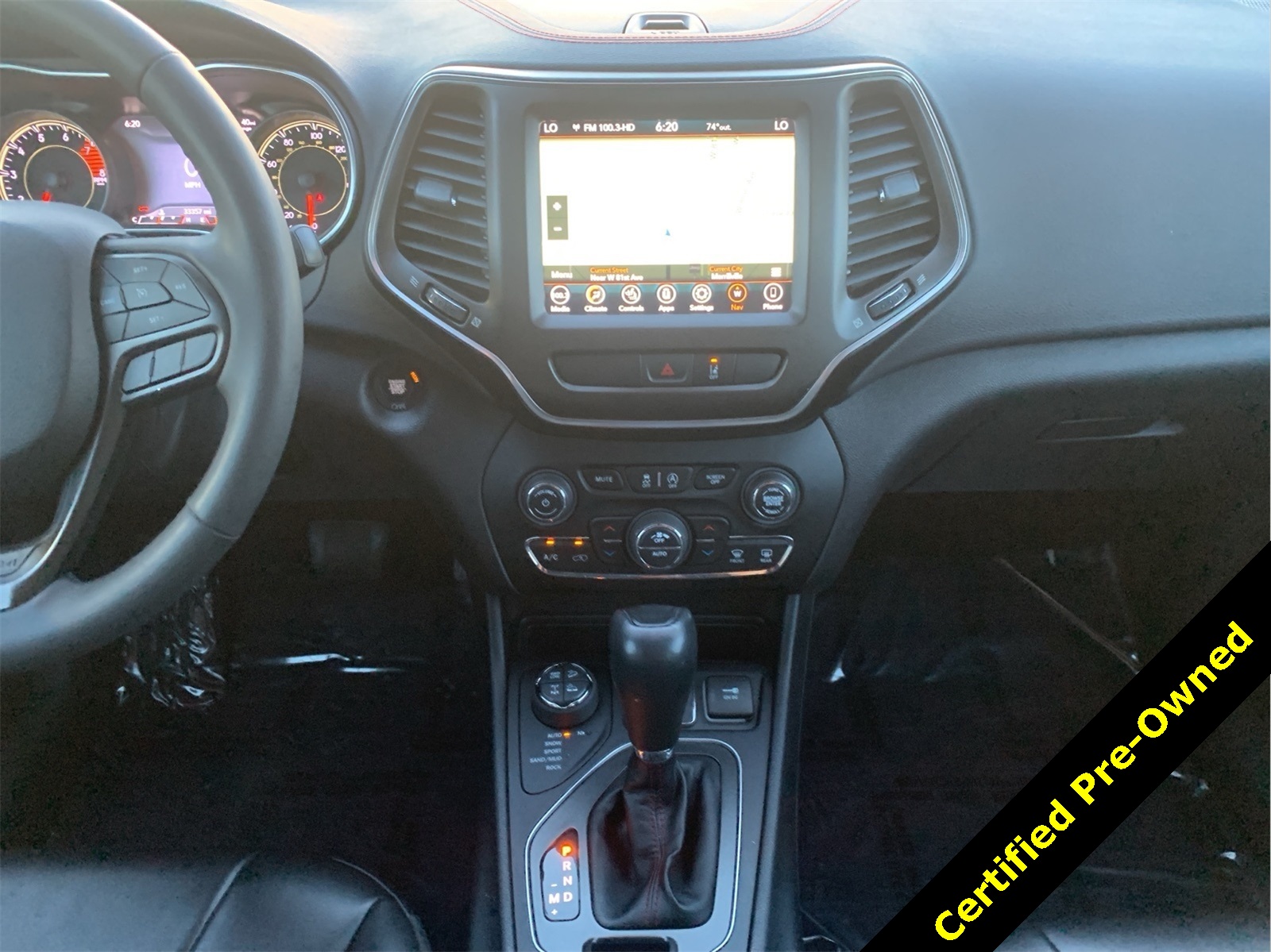 2022 Jeep Cherokee Trailhawk photo 26
