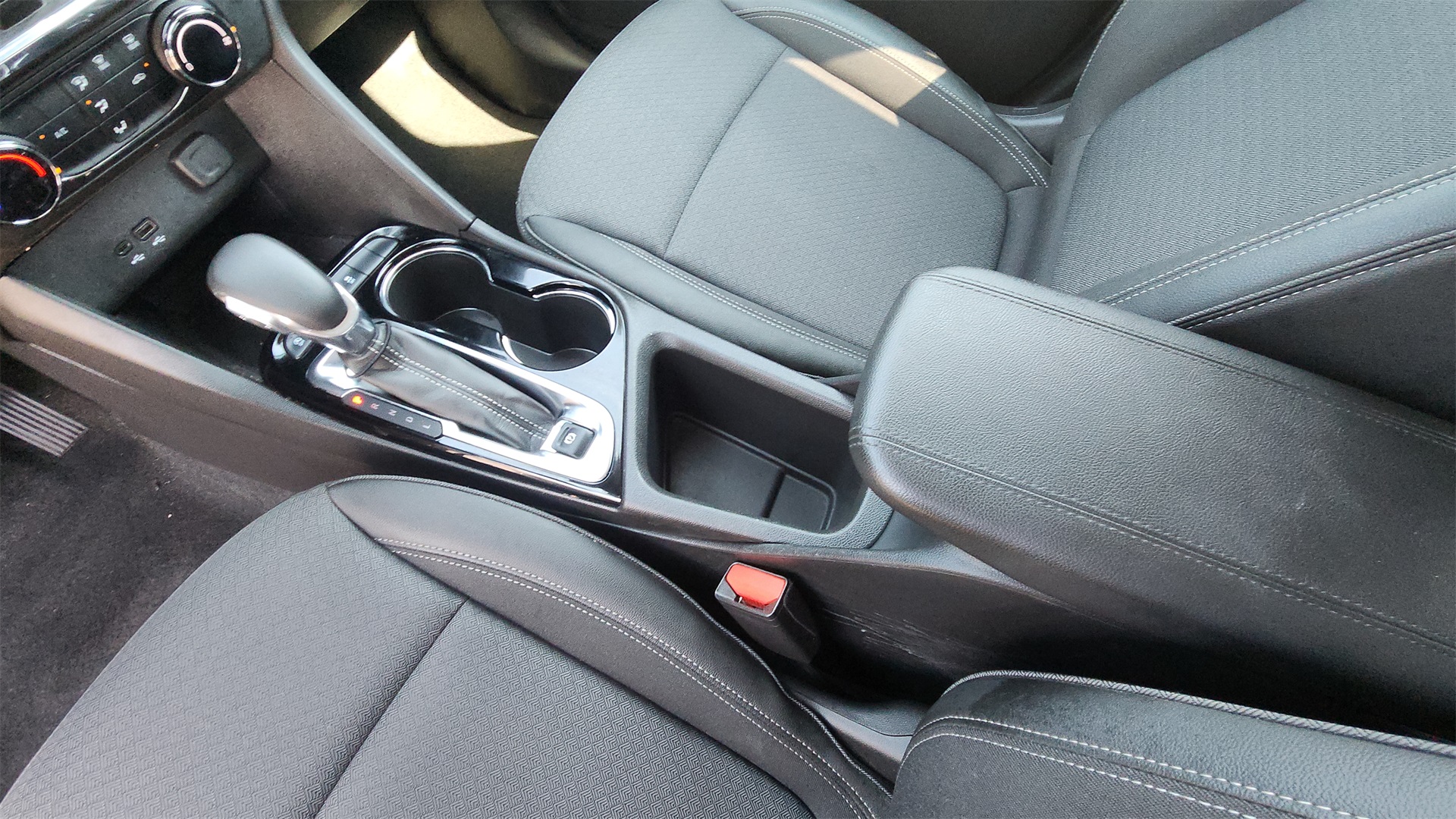 2025 Buick Encore GX Preferred photo 14