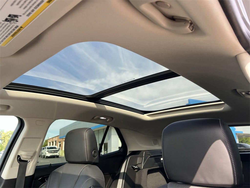 2021 Buick Envision Essence photo 17