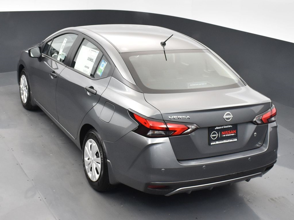 2025 Nissan Versa 1.6 S photo 38