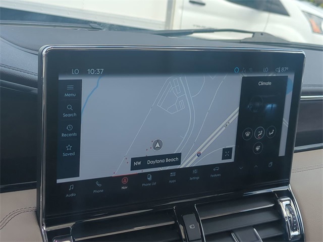 2023 Lincoln Navigator Standard photo 21