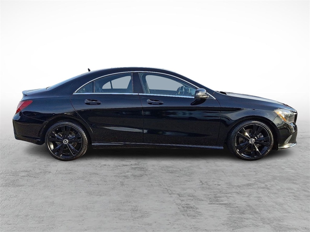 2019 Mercedes Benz CLA 250 photo 10