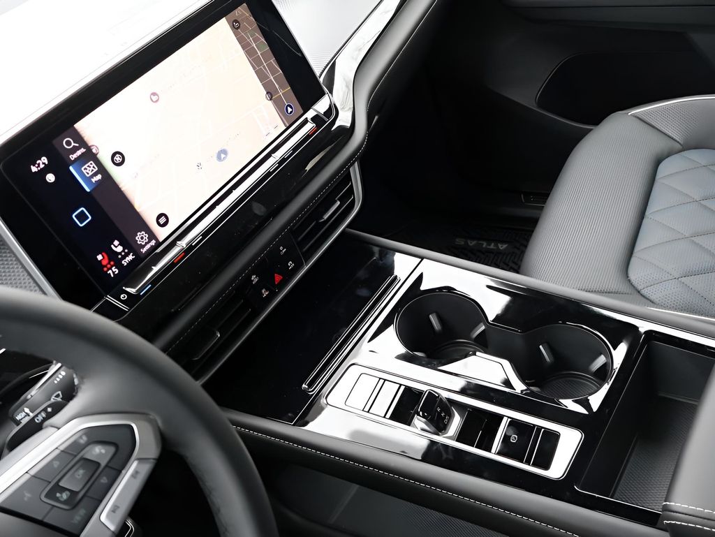 2025 Volkswagen Atlas Cross Sport SEL Premium R-Line photo 20