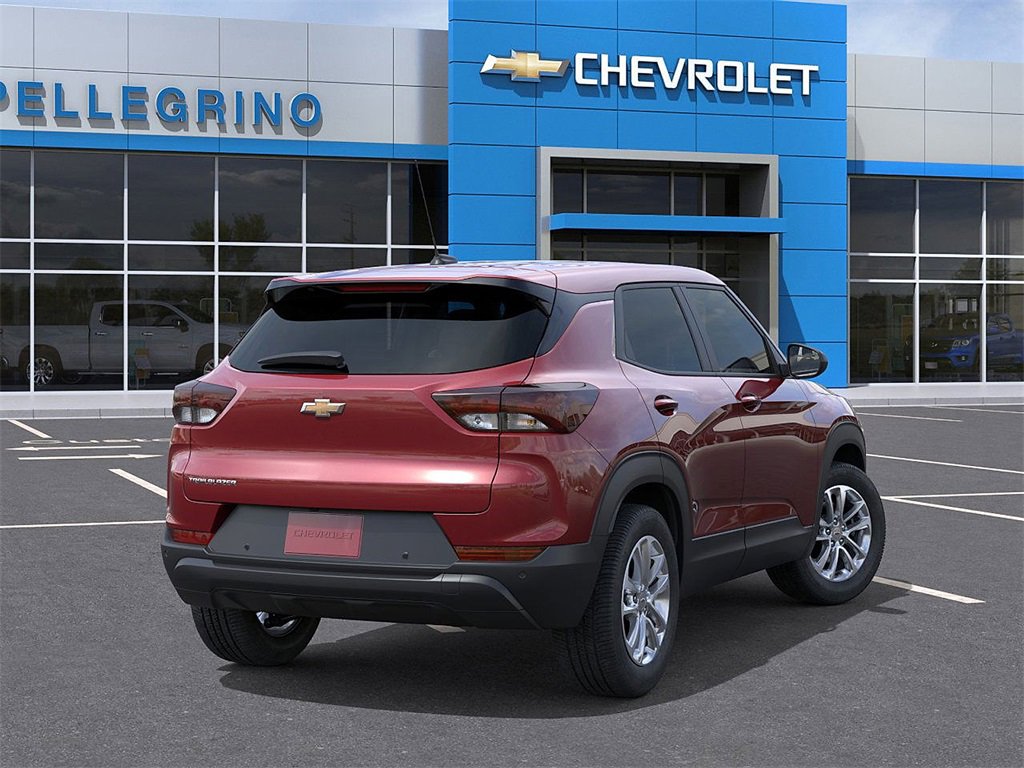 2025 Chevrolet Trailblazer LS photo 4