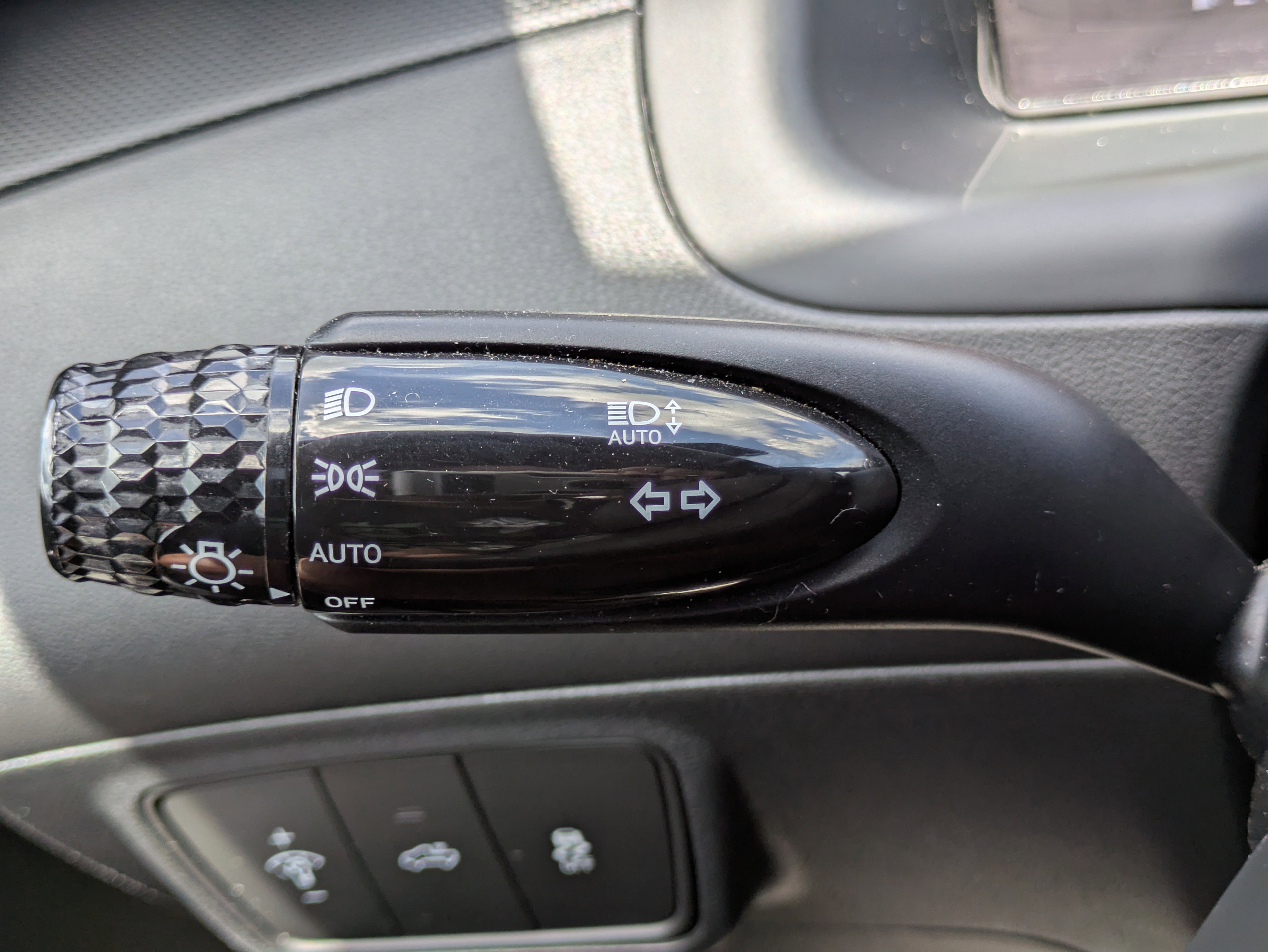 2022 Hyundai Santa Cruz SEL photo 3