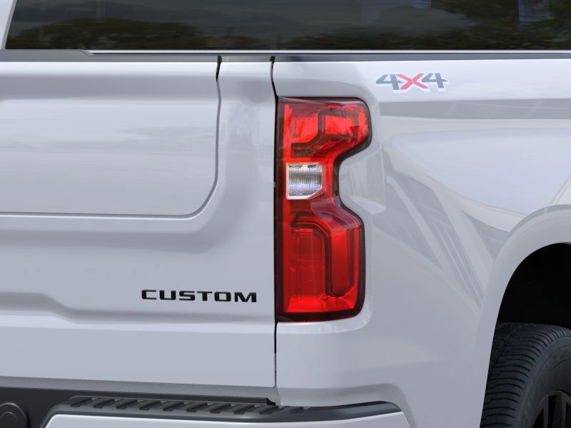 2025 Chevrolet Silverado 1500 Custom photo 11