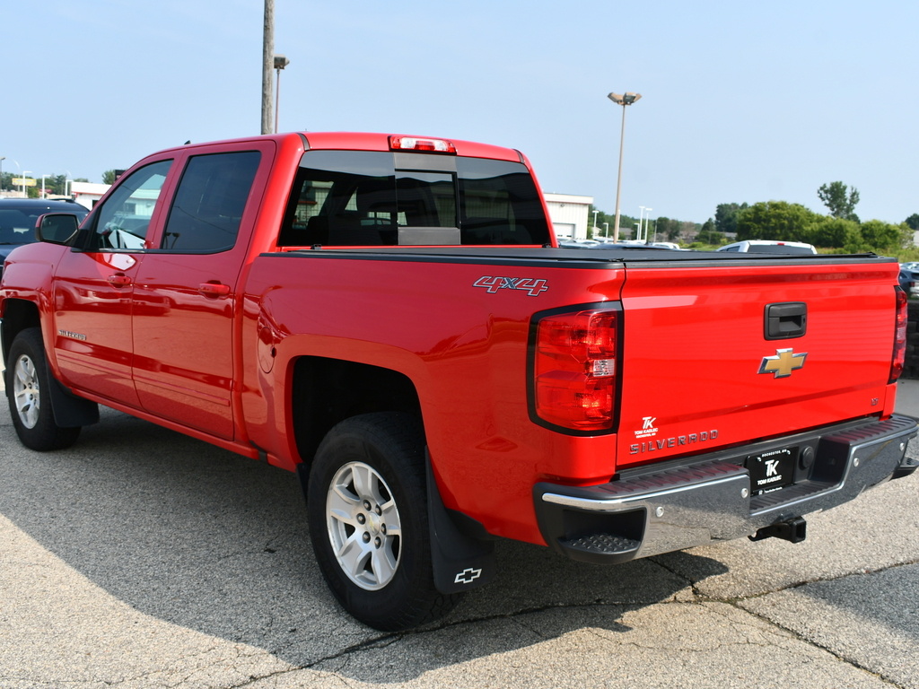 2016 Chevrolet Silverado 1500 LT photo 4