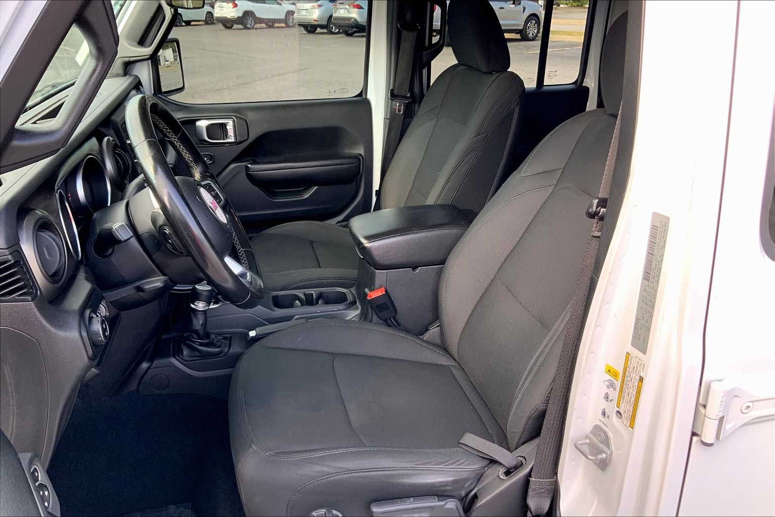 2020 Jeep Gladiator Sport S photo 7