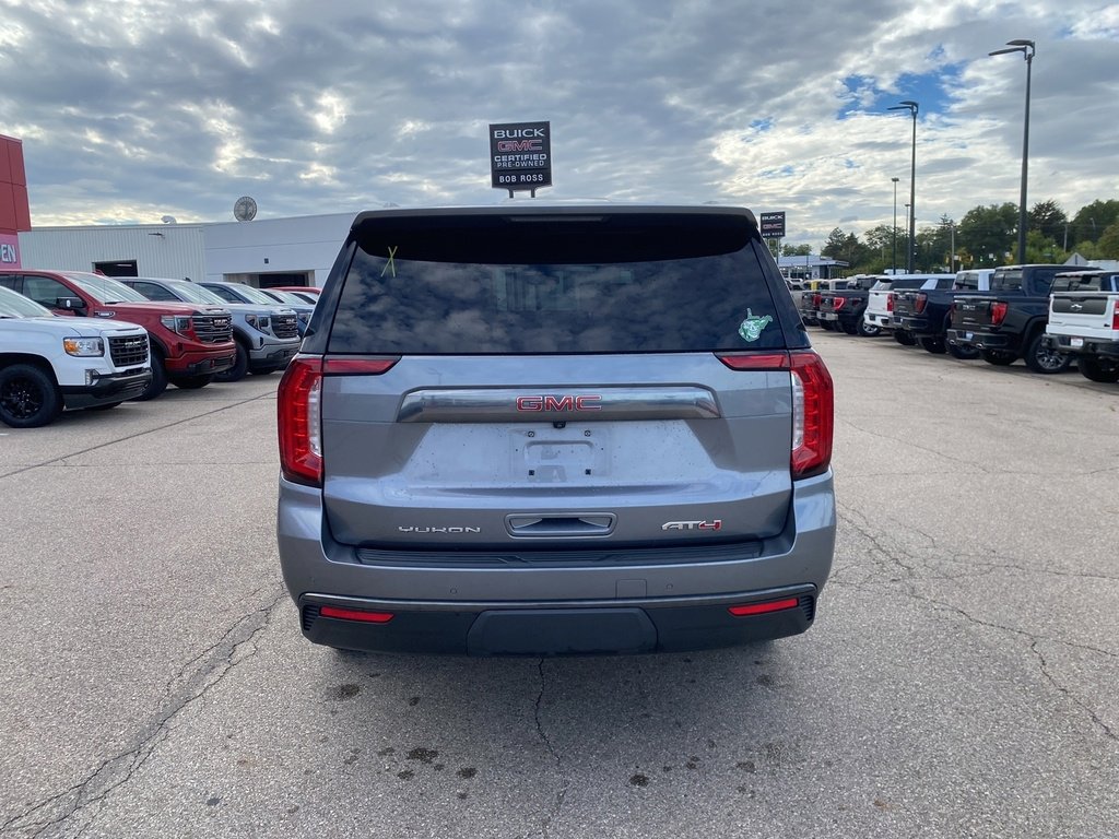 2021 Gmc Yukon XL AT4 photo 4