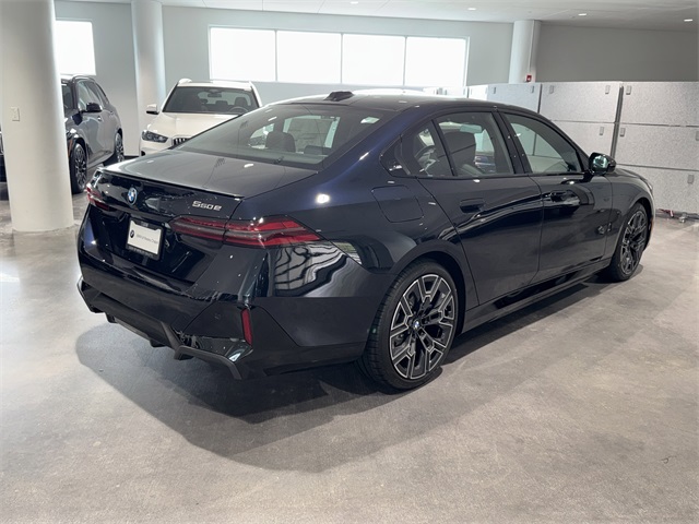 2026 Bmw 550e xDrive photo 7