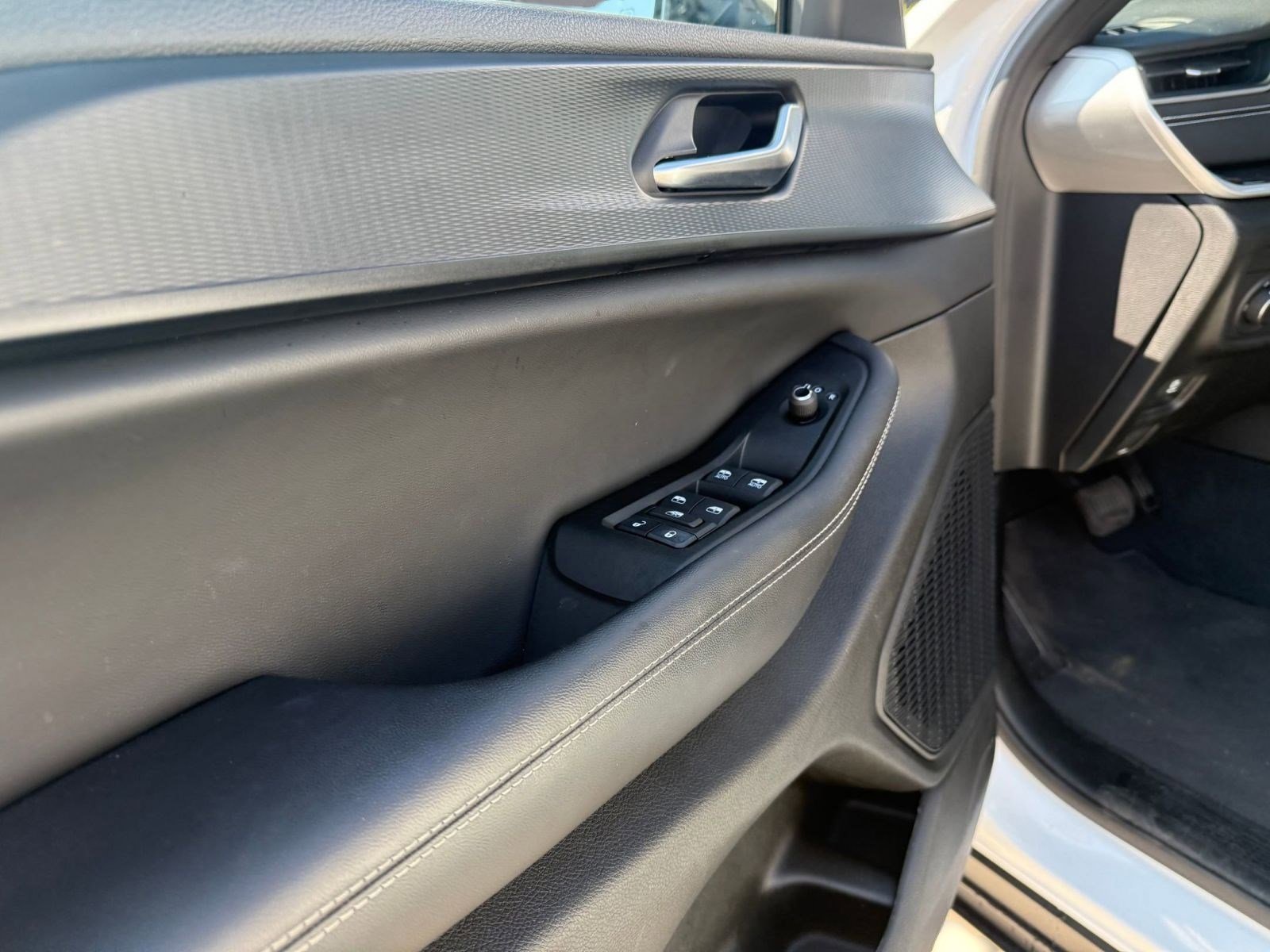 2023 Jeep Grand Cherokee Altitude photo 19