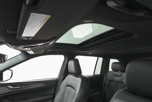 2025 Jeep Grand Cherokee Altitude X photo 12