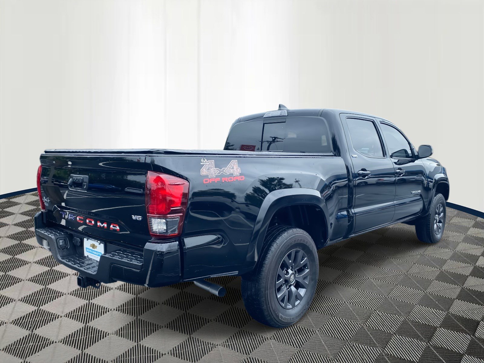 2023 Toyota Tacoma SR5 photo 4