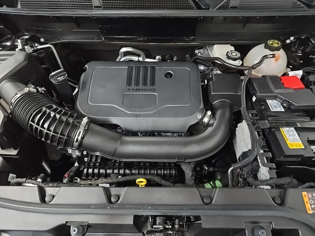 2023 Gmc Acadia SLE photo 11