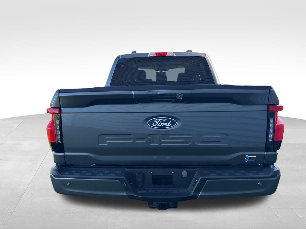 2024 Ford F-150 Lightning photo 3