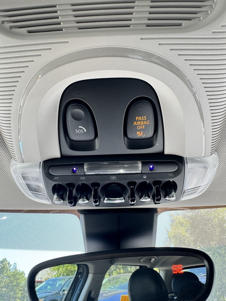 2022 Mini Cooper Base S ALL4 photo 17