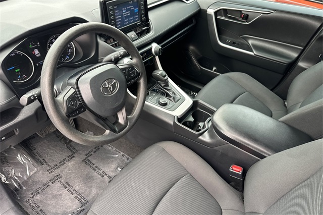 2021 Toyota RAV4 Hybrid LE photo 10