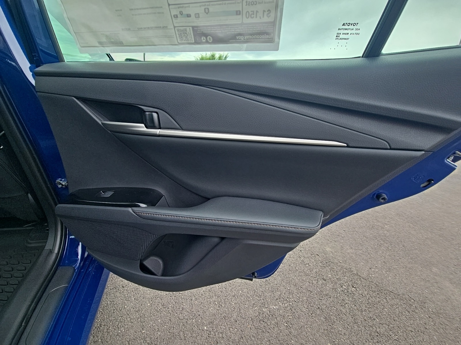 2025 Toyota Camry XLE photo 37