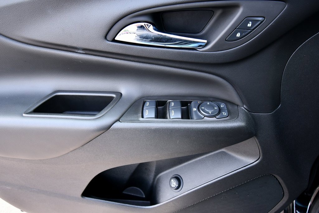 2024 Chevrolet Equinox LT photo 18
