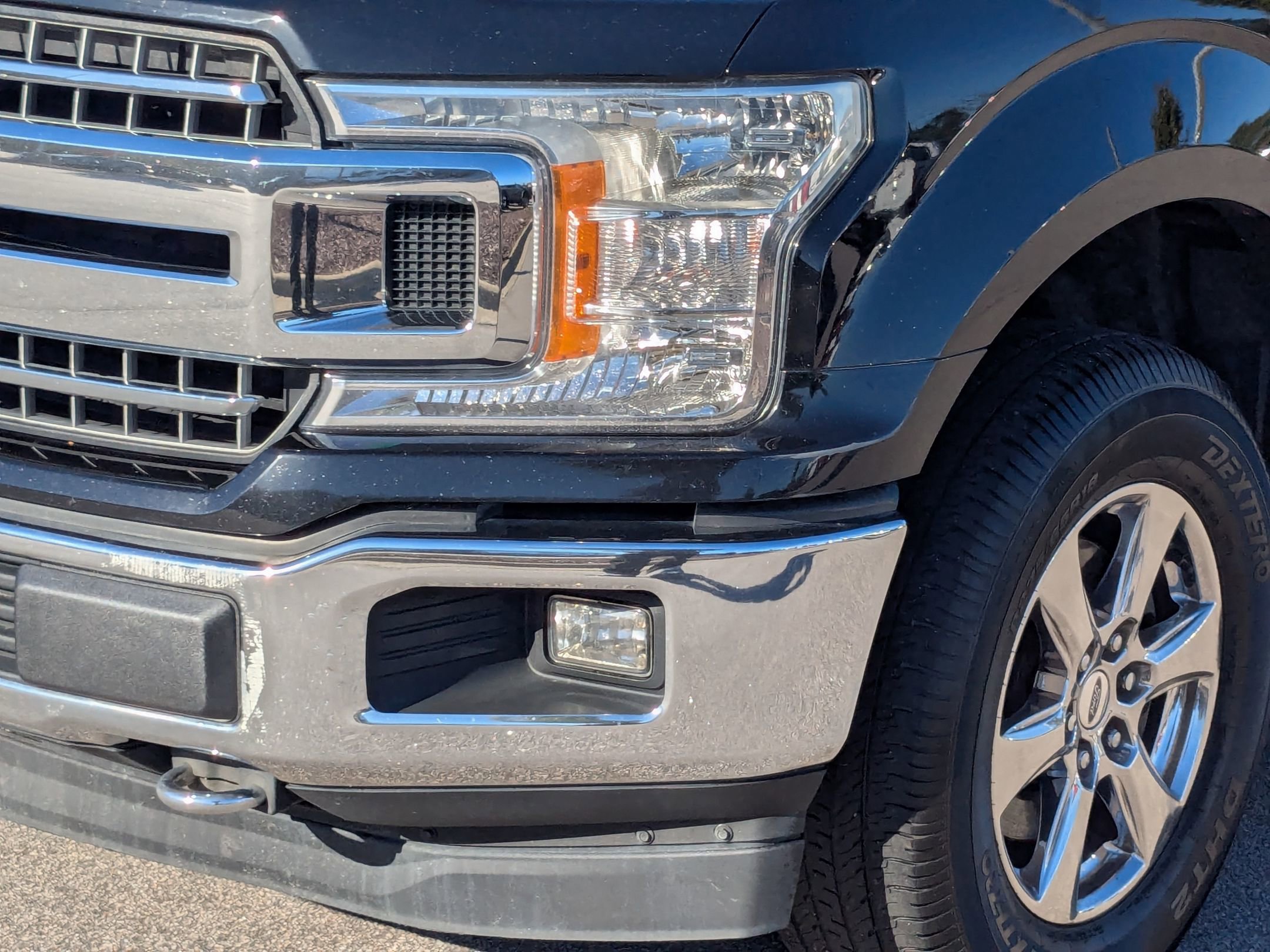 2018 Ford F-150 XLT photo 2