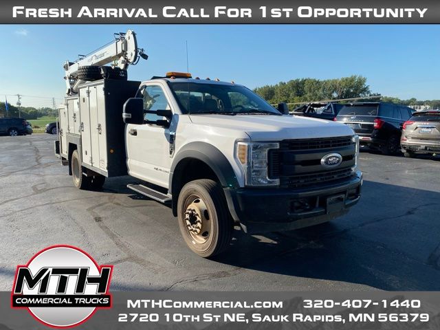2018 Ford F-550 photo 2